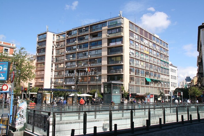 Centro_Gallego_-_Plaza_de_Jacinto_Benavente