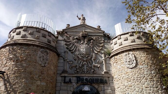 Puerta de la Bisagra y restos pabellón Castilla la Nueva,1953 (2)_opt