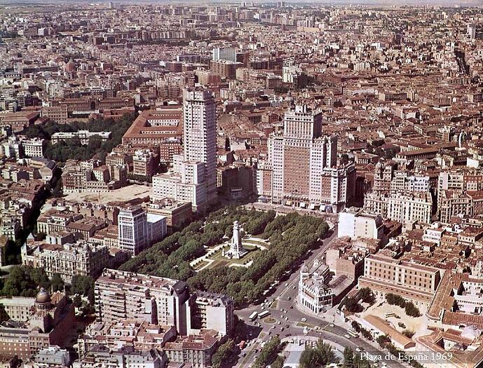 plaza-espana5--1182x900