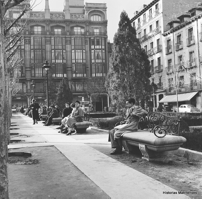 20 - 1953 plaza de santa ana heydecker