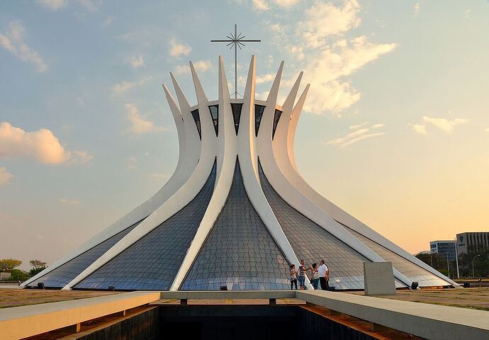 Catedral_Metropolitana_de_Brasília_2