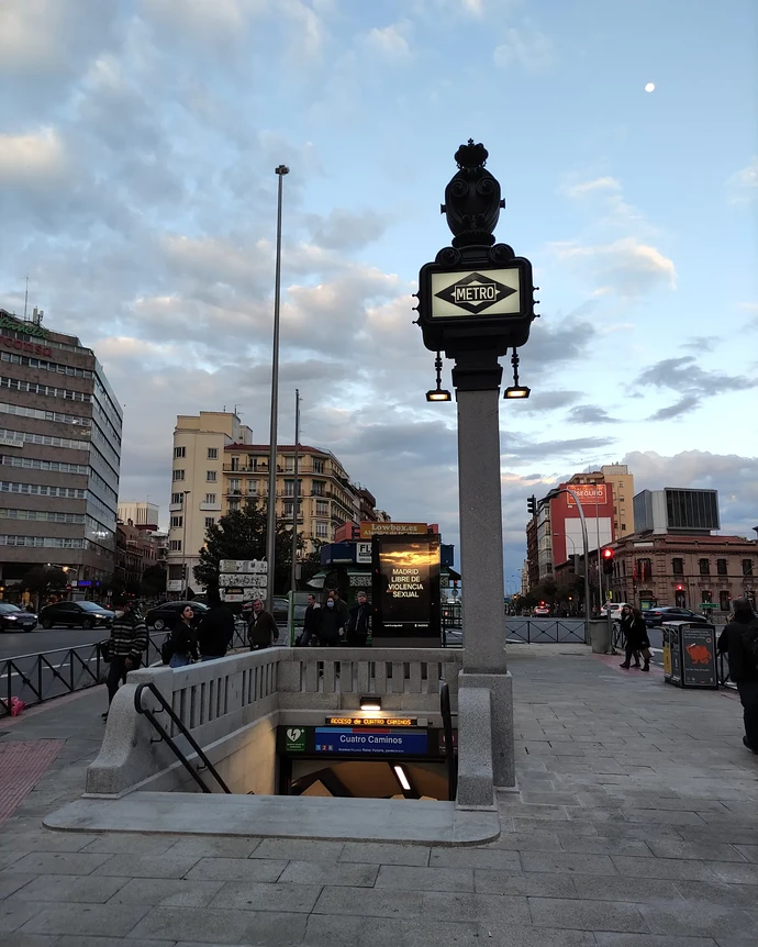 IMG_20220413_212627_212