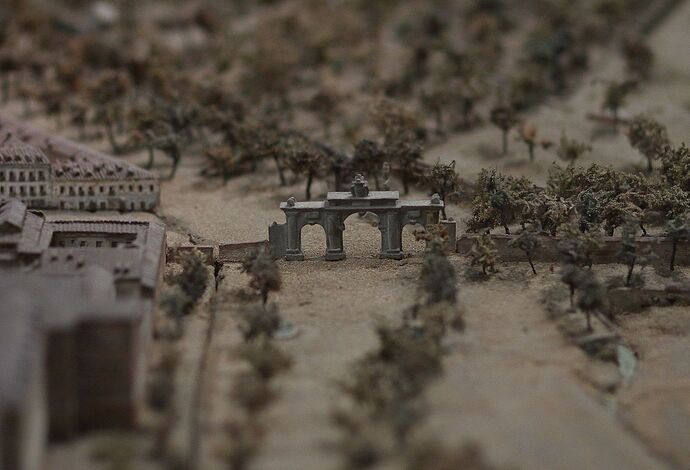 Puerta_de_Atocha,_Maqueta_Histórica_de_Madrid_de_1830_realizada_por_León_Gil_de_Palacio