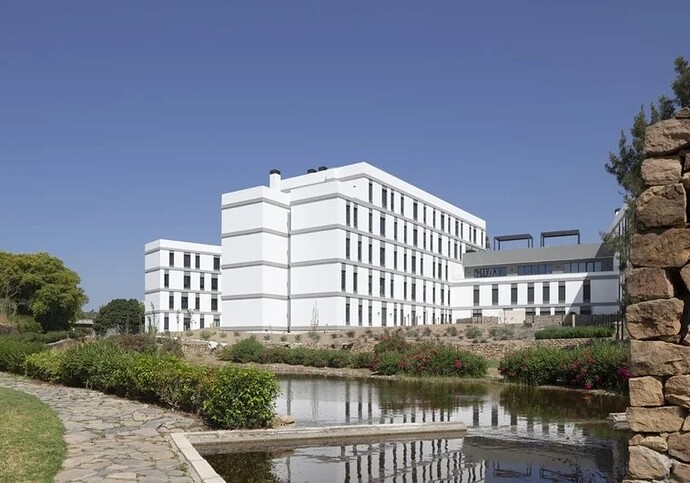 17587125931886403298120478745622