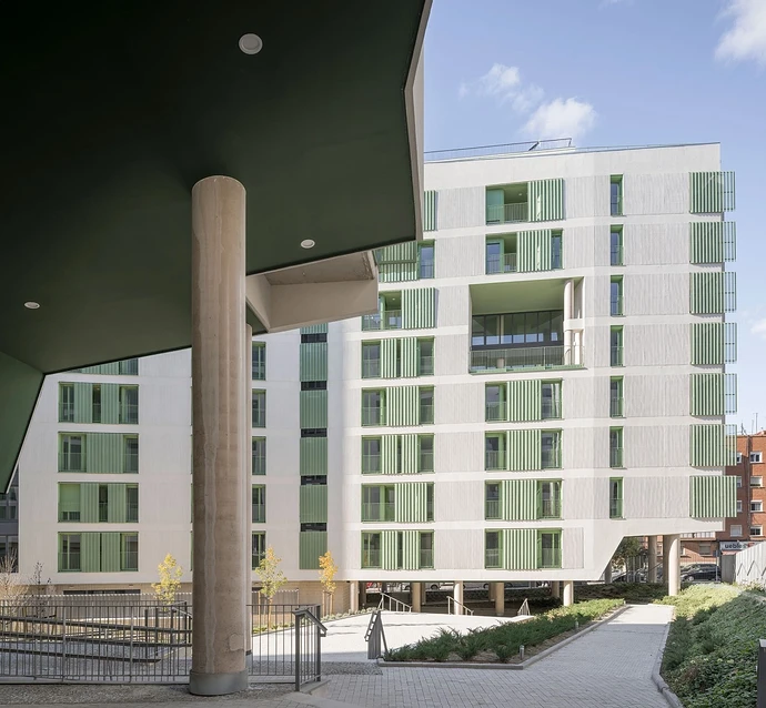 metalocus_Linazasoro-&-Sanchez_NSA-14_05