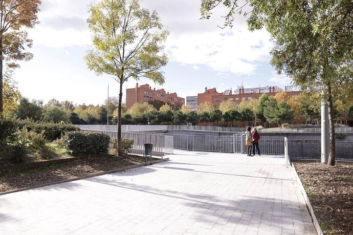 photo-5838973043978472210-y