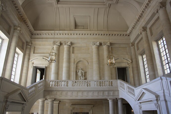 Chateau_de_Versailles_Escalier_Gabriel_2011_3