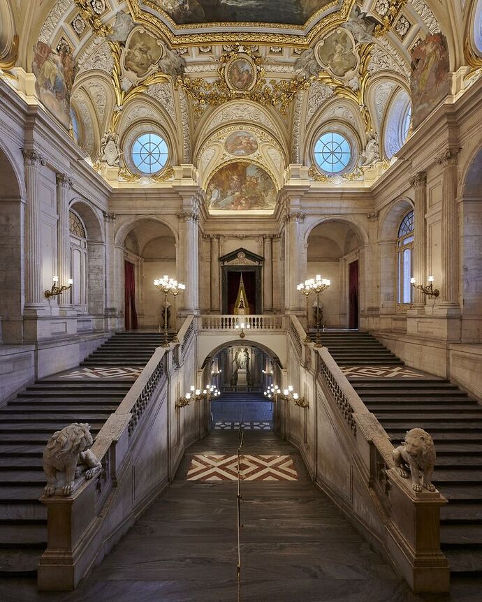 17605533393743373560415332712281