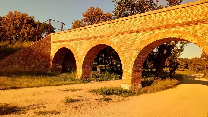 1879 , Acueducto de Valdeza, José Prz Sanjuán (1)_Easy-Resize.com