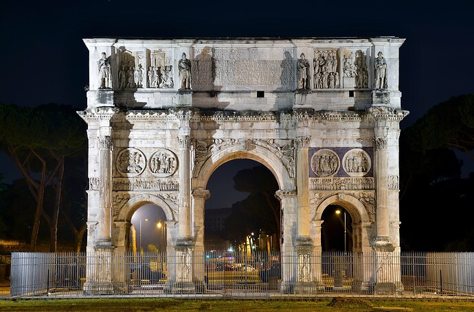 2880px-Arch_of_Constantine_at_Night_(Rome)