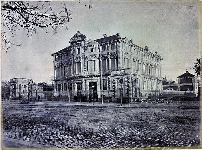 PALACIO DE PORTUGALETE LAURENT