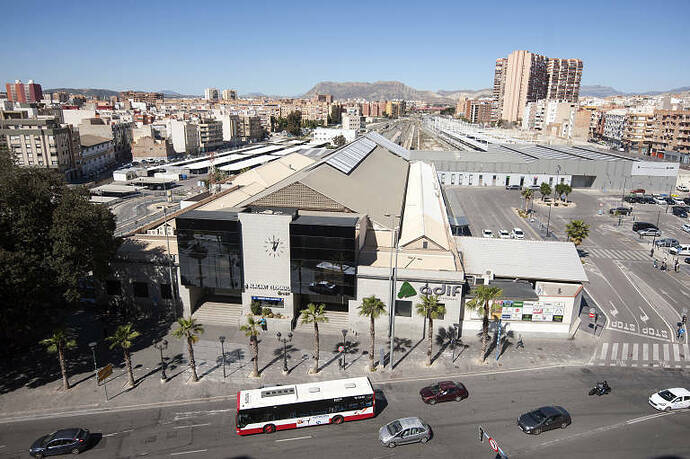 1669230107estación-renfe_NoticiaAmpliada