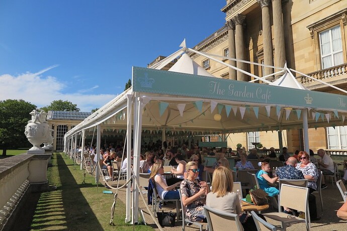 visitar-o-palacio-de-buckingham-cafe