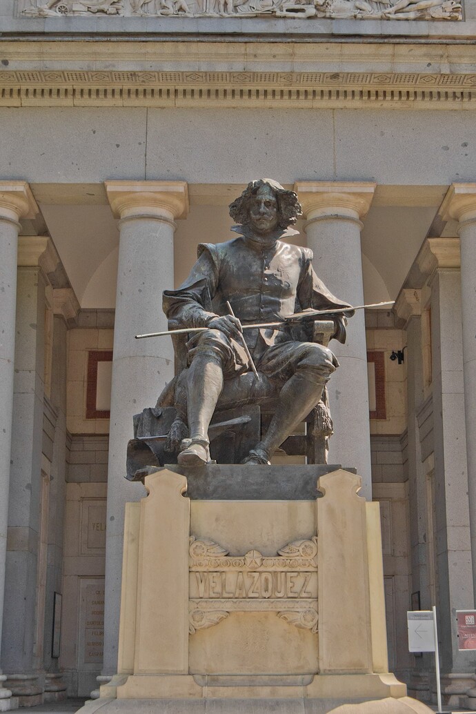 1920px-Estatua_de_Velázquez_del_Museo_del_Prado_-_02