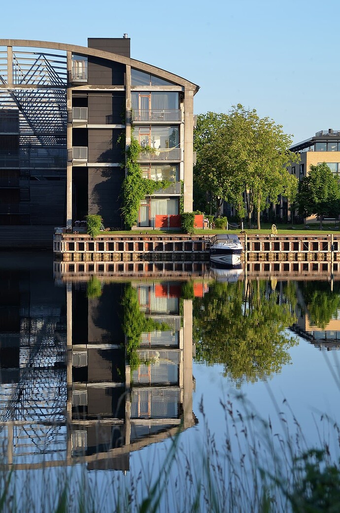 1200px-Vandkunsten,_architects-_torpedohallen,_naval_shipyard_conversion,_holmen,copenhagen_1953-2000-2003(14024505865)