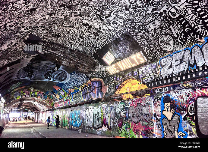 leake-street-tambien-conocida-como-la-banksy-tunnel-o-tunel-de-graffiti-es-una-carretera-en-lambeth-londres-fr73mx