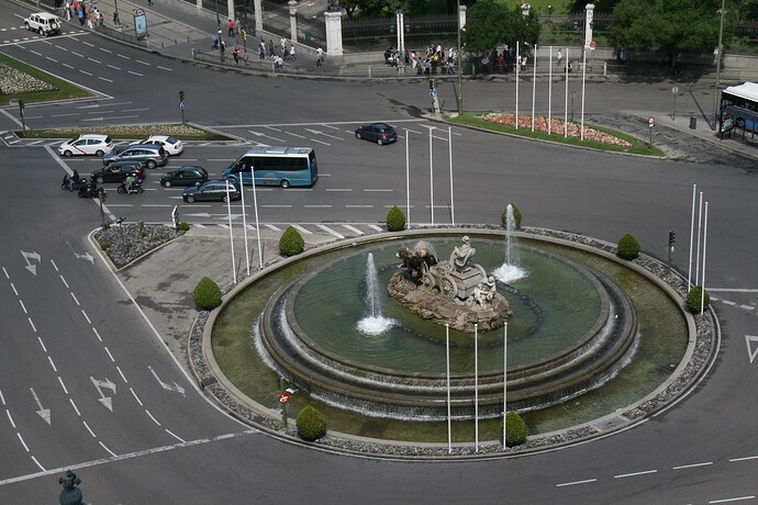 Plaza_Cibeles-2011-01