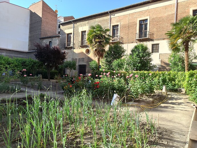 9e77df48-5f49-45ce-b9f5-797fc56fbe3d