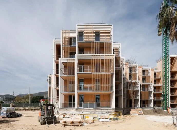 1748800643594299668946835011856