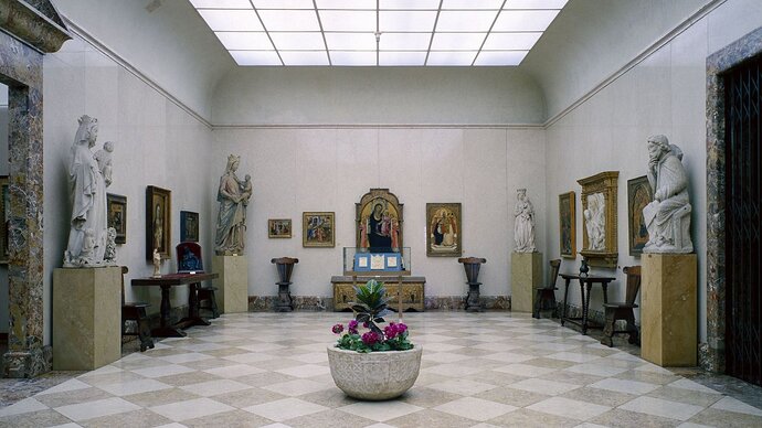 Villa_Favorita_interior