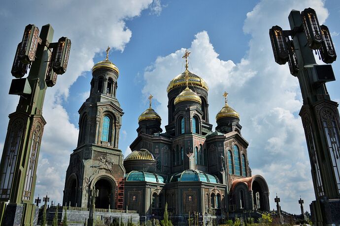 russia-armed-forces-cathedral