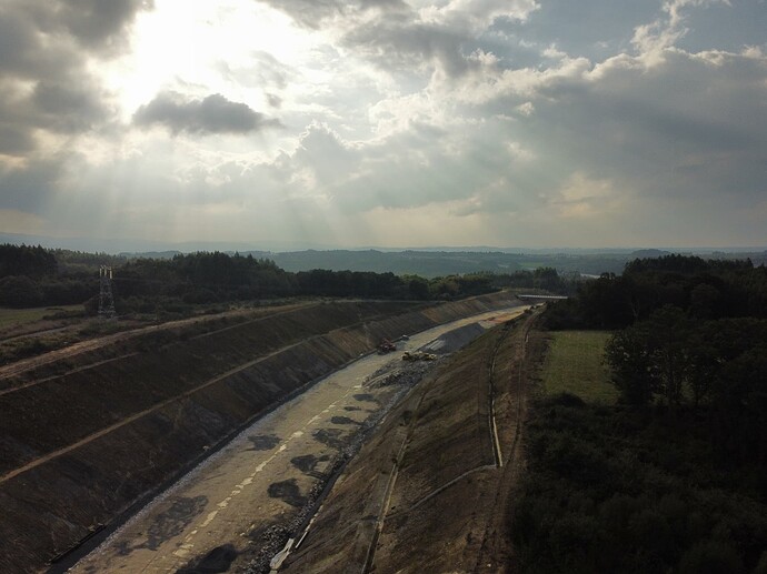 dji_fly_20240922_181640_248_1727029518855_photo_optimized