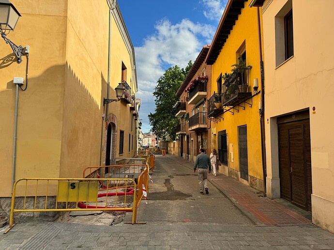 Trabajos en la calle Empecinado