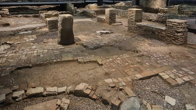 17724675655495646443224356556911