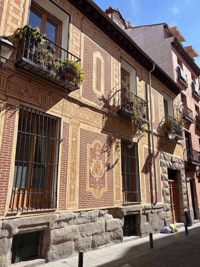 Calle del Oso con decoración Barroca