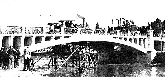 PUENTE REINA VICTORIA 1909