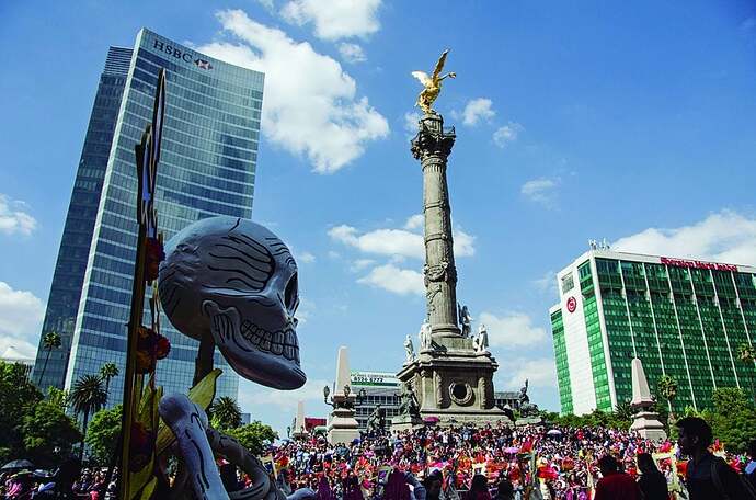 CDMX_BJ_DESFILE-MUERTOS-1024x678