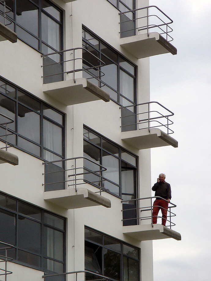 Gropius.Edificio_Bauhaus.5