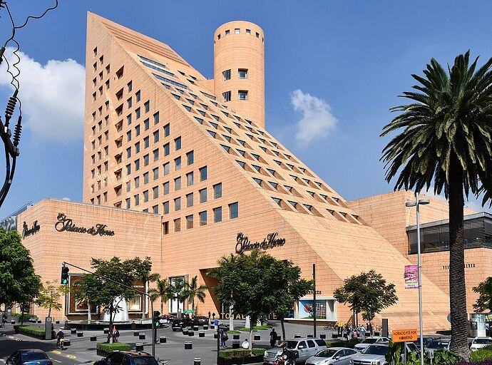 1280px-Palacio_de_Hierro_Mexico