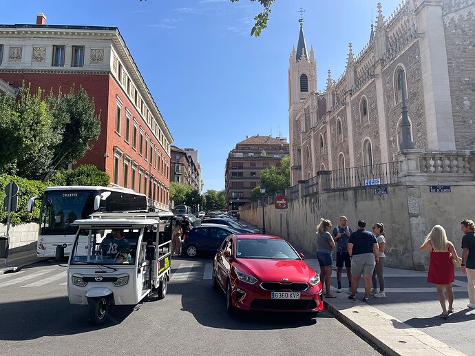 Imagen de WhatsApp 2025-09-25 a las 22.27.58_d4367d3e