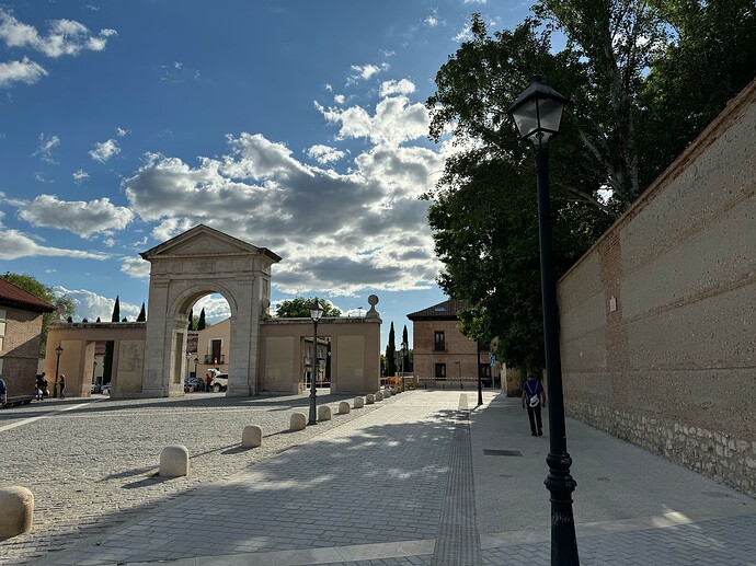 Plaza Puerta de Madrid ahora