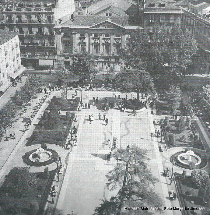 002 plaza de santa ana