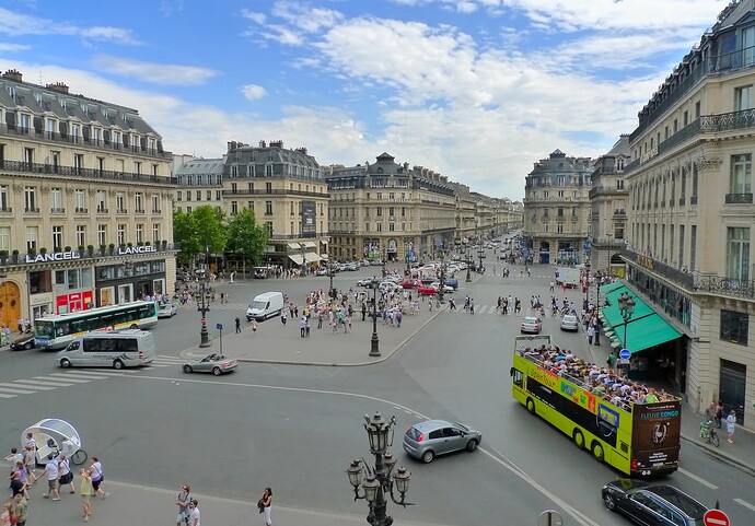 Place_de_l'Opéra_1685698085318