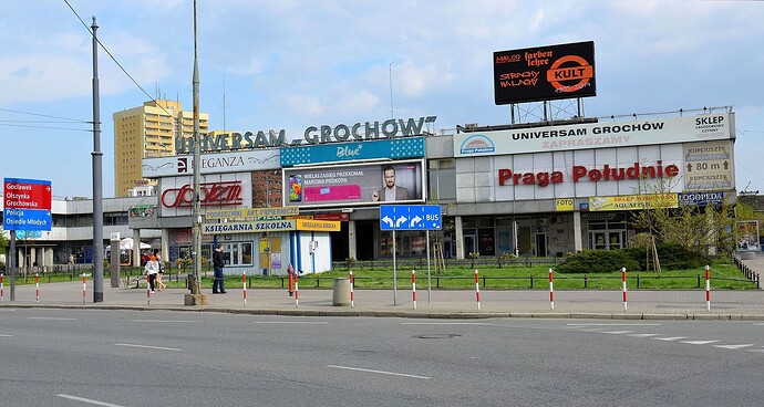 Uniwersam_Grochów_2014
