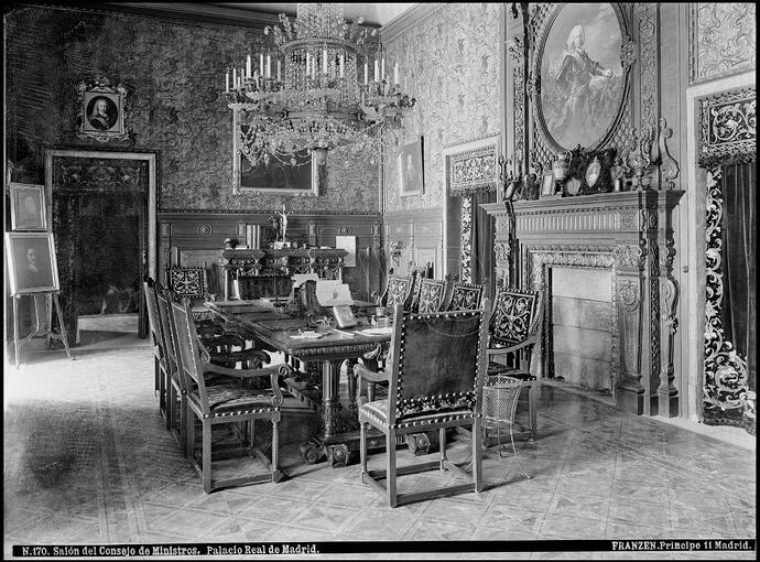 Salón de Consejos 4