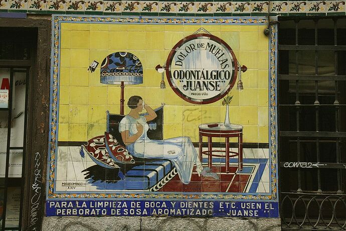 1024px-Farmacia_Juanse_(Madrid)_-_Perborato_de_sosa