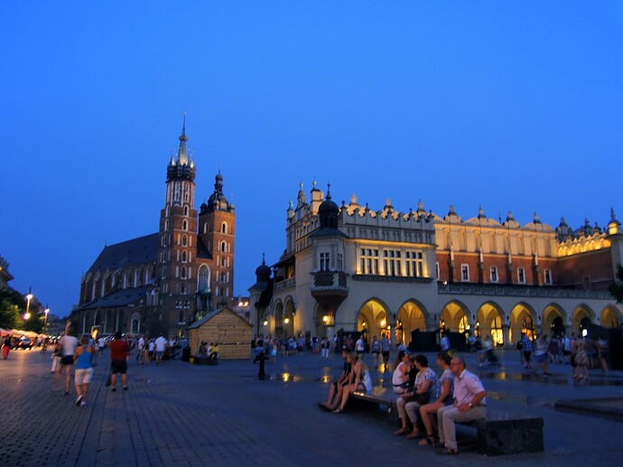 MainSquare1_1670664234082