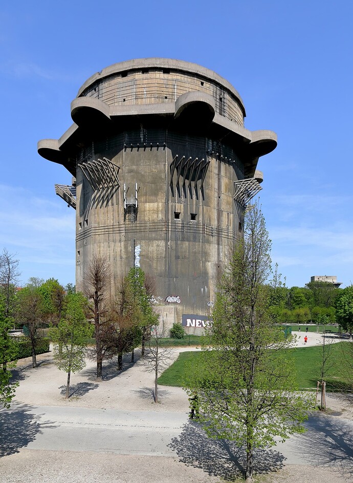 Wien_-Flakturm_Augarten(1)