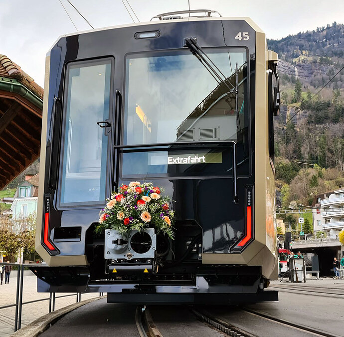 Gelenktriebwagen-Bhe-46-45-Queen-Victoria-1_Rigi-Bahnen_7-4-22