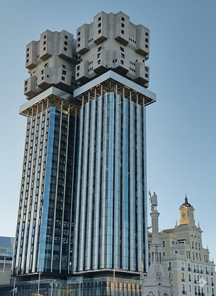 1000048123