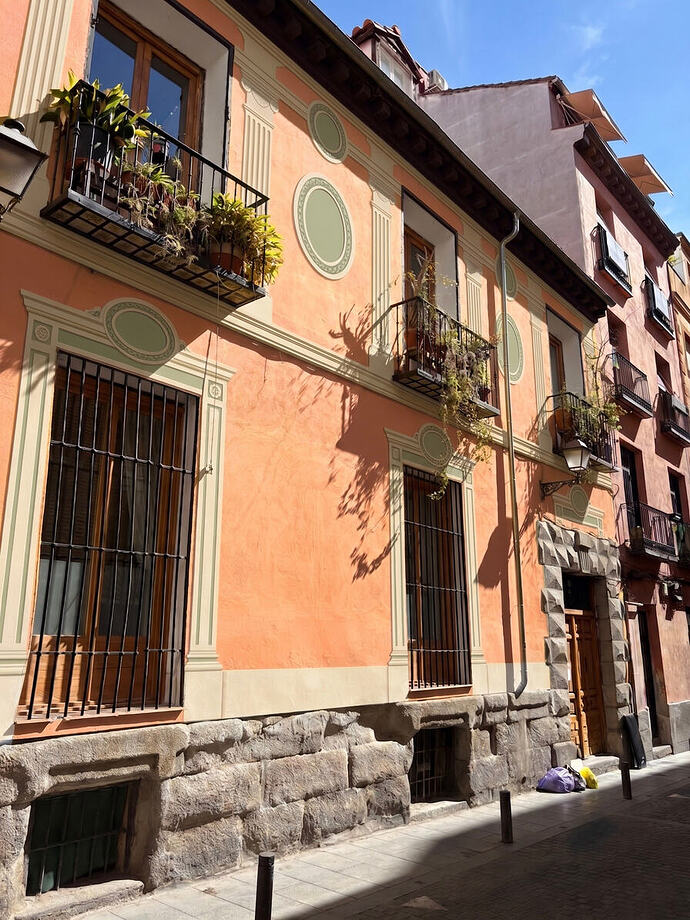 Calle del Oso naranja