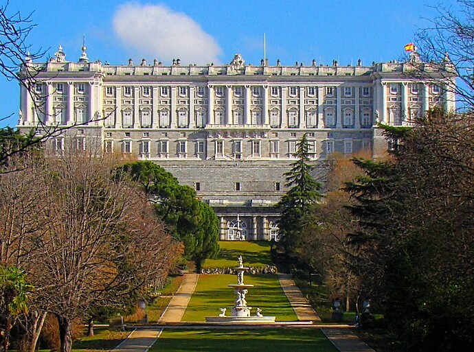 España_-Madrid-Campo_del_Moro-_Entrada~2