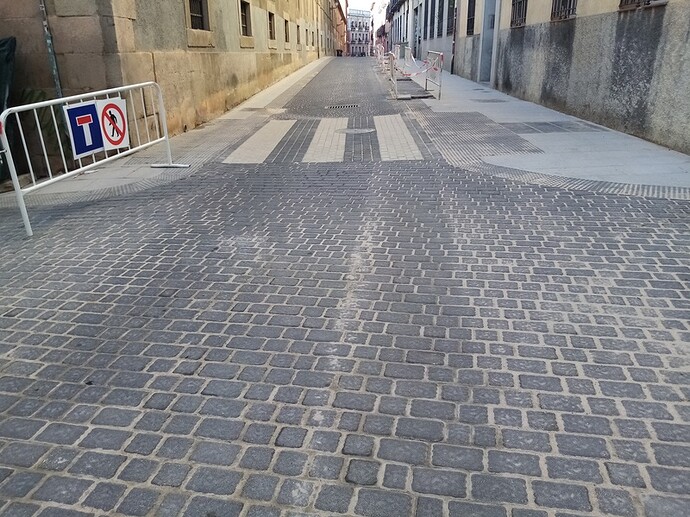 Montserrat_Easy-Resize.com