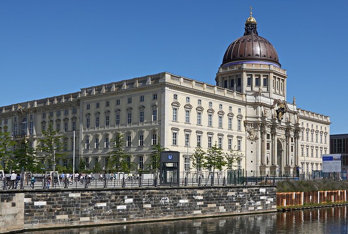 Berlin-BerlinerSchloss-3-Asio