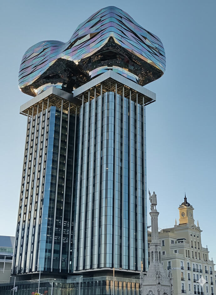 1000048121