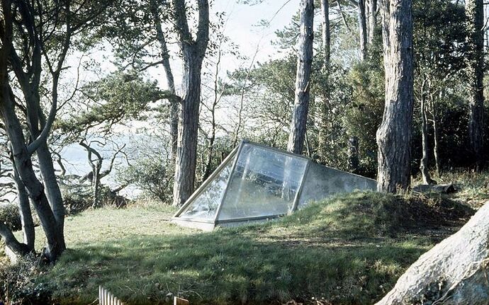 800px-Team4.TheRetreat